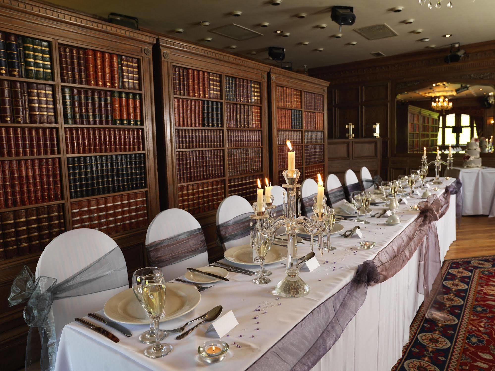 The Royal Toby Hotel Rochdale Eksteriør bilde